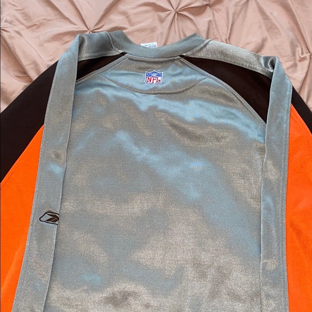 Cleveland browns NFL sweater - Picture 3 of 3